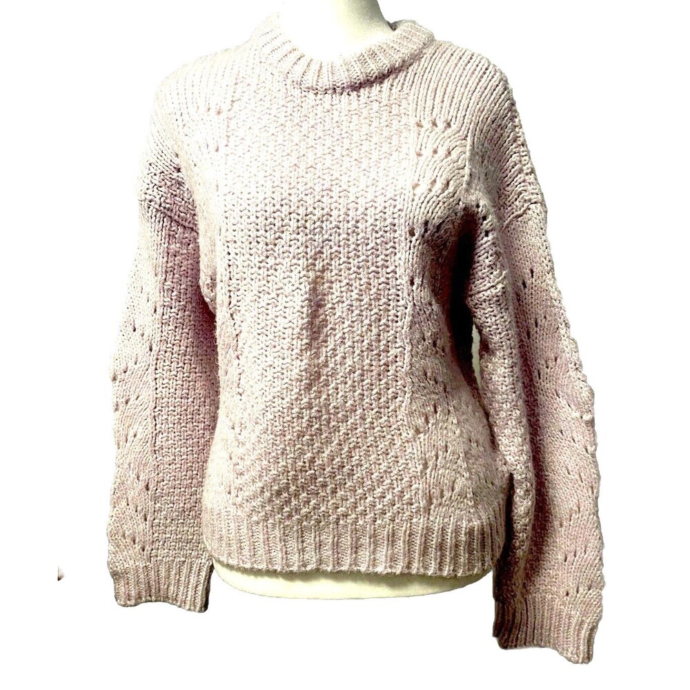 Urban Outfitters Lavender Woman’s Cable Knit Sweater, Medium.  LTOP845